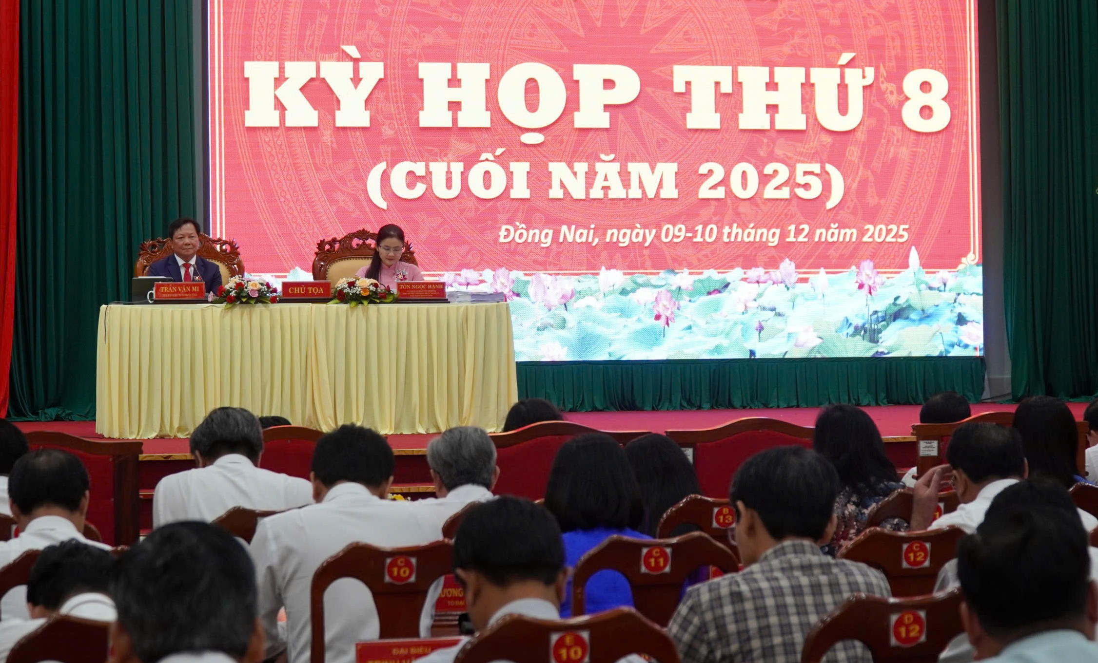 Đất đai vướng quy hoạch, giá thấp, thuế tăng ảnh hưởng quyền lợi người dân- Ảnh 1. Đất đai vướng quy hoạch, giá thấp, thuế tăng ảnh hưởng quyền lợi người dân- Ảnh 1.