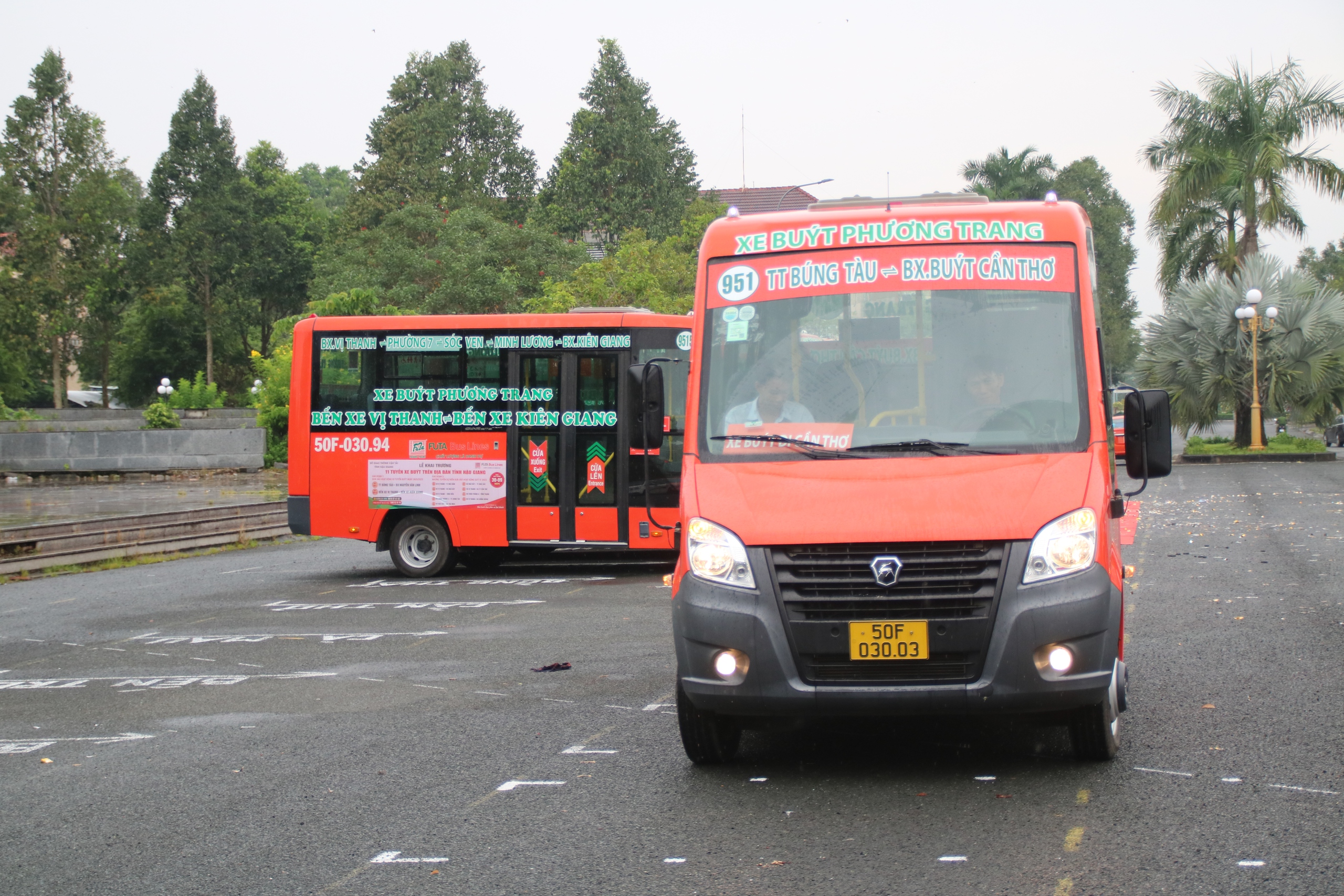 Cần Thơ đảm bảo tần suất, tuyến xe buýt phục vụ người dân sau sáp nhập- Ảnh 1. Cần Thơ đảm bảo tần suất, tuyến xe buýt phục vụ người dân sau sáp nhập- Ảnh 1.
