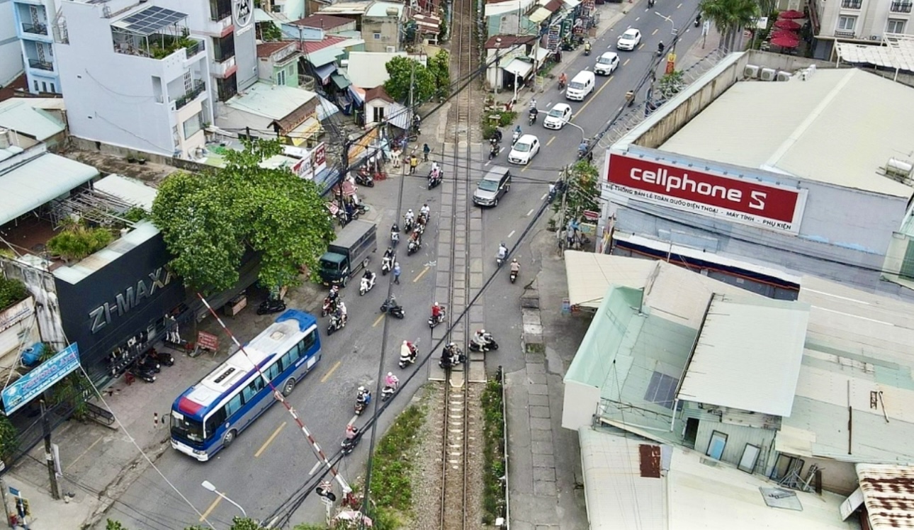 Đồng Nai: Nâng cấp hạ tầng đường ngang để kéo giảm tai nạn đường sắt- Ảnh 1. Đồng Nai: Nâng cấp hạ tầng đường ngang để kéo giảm tai nạn đường sắt- Ảnh 1.