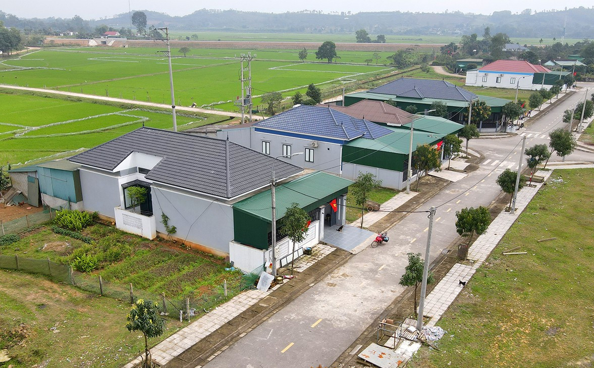 Hà Tĩnh: Đảm bảo công tác GPMB phục vụ dự án đường sắt tốc độ cao Bắc-Nam đoạn qua địa bàn- Ảnh 2. Hà Tĩnh: Đảm bảo công tác GPMB phục vụ dự án đường sắt tốc độ cao Bắc-Nam đoạn qua địa bàn- Ảnh 2.