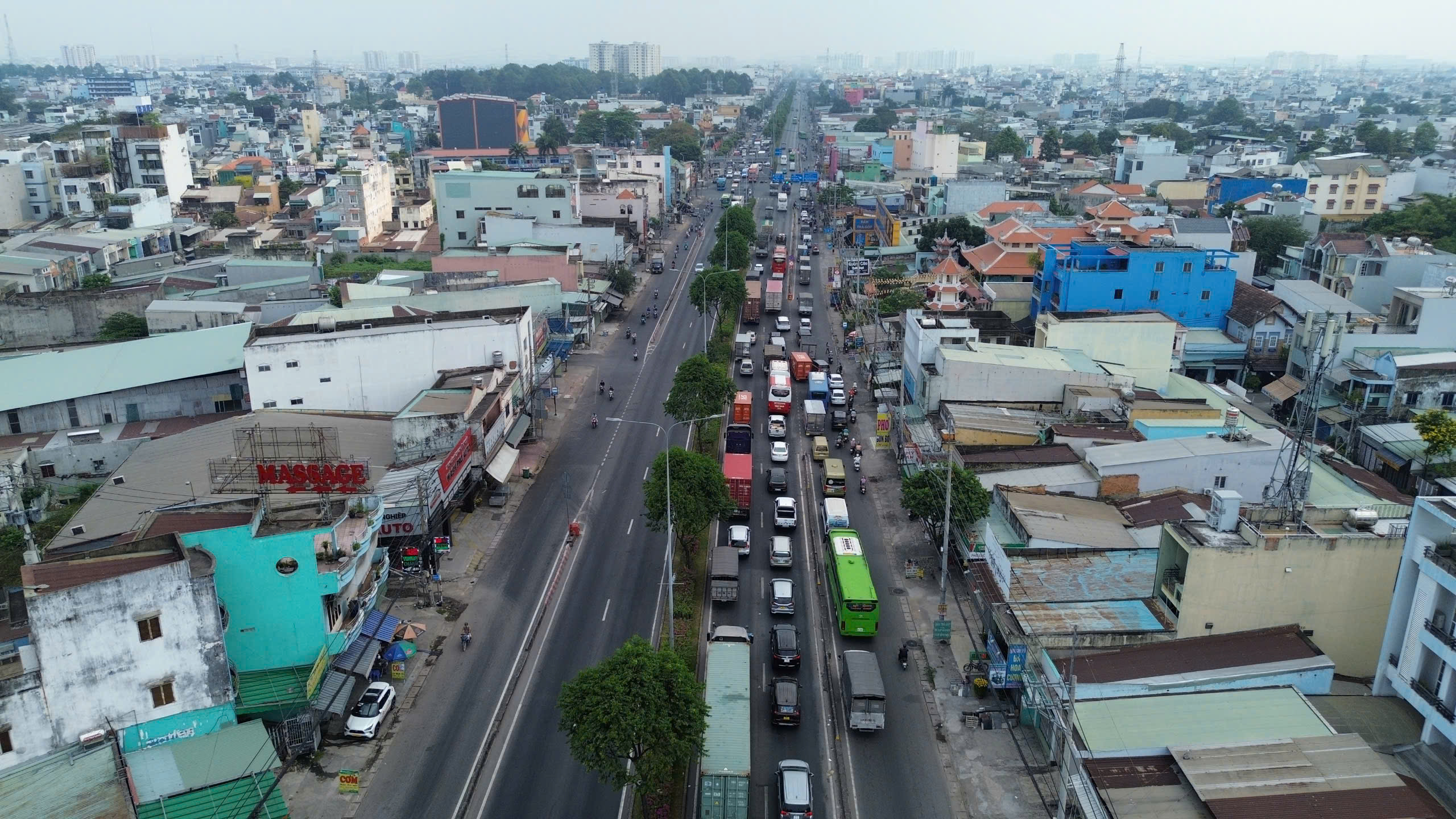 Xe 5 tấn từ Tây Ninh, Đồng Nai ra vào TP.HCM lưu ý lịch cấm đường- Ảnh 1.