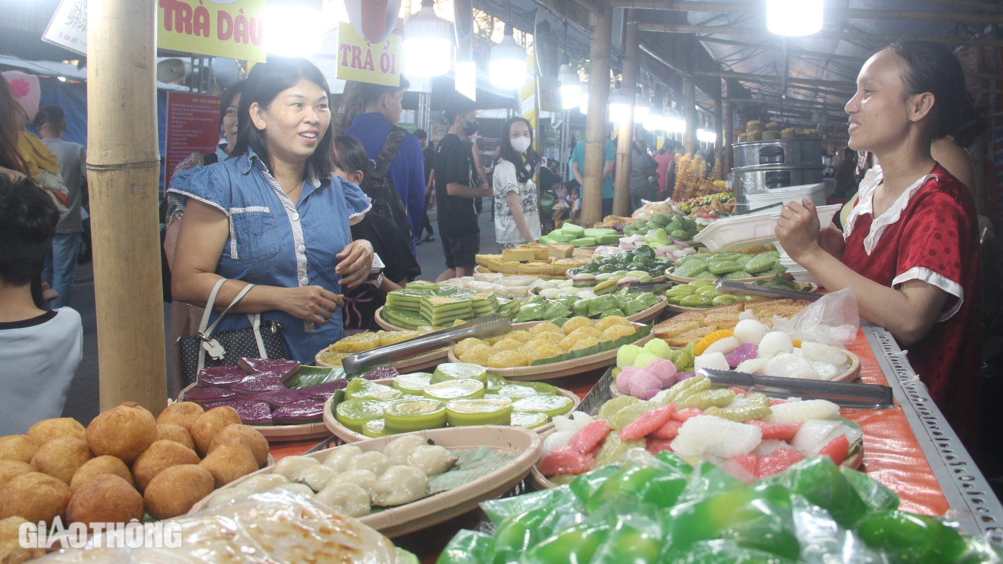 Rộn ràng ngày hội bánh dân gian Nam bộ dịp đầu Xuân ở Bạc Liêu- Ảnh 4.