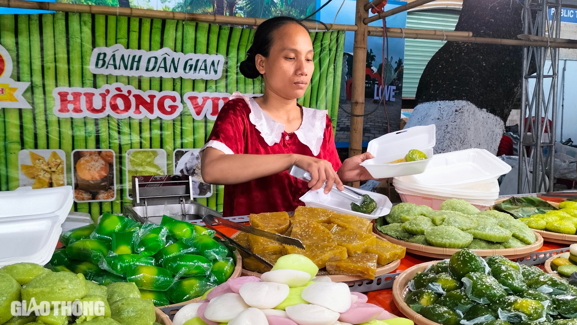 Rộn ràng ngày hội bánh dân gian Nam bộ dịp đầu Xuân ở Bạc Liêu- Ảnh 9.