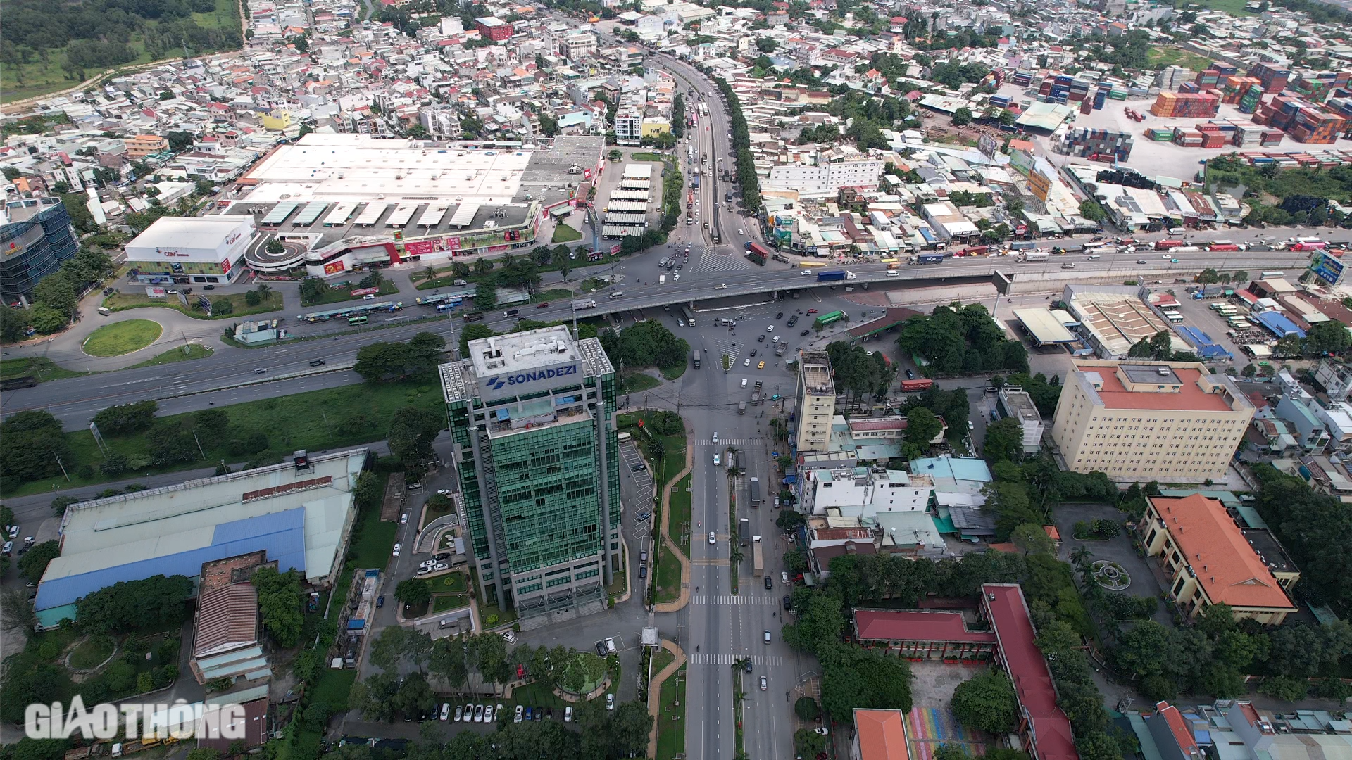 Nhà đầu tư đề xuất hai phương án làm đường trên cao ở QL51- Ảnh 2.