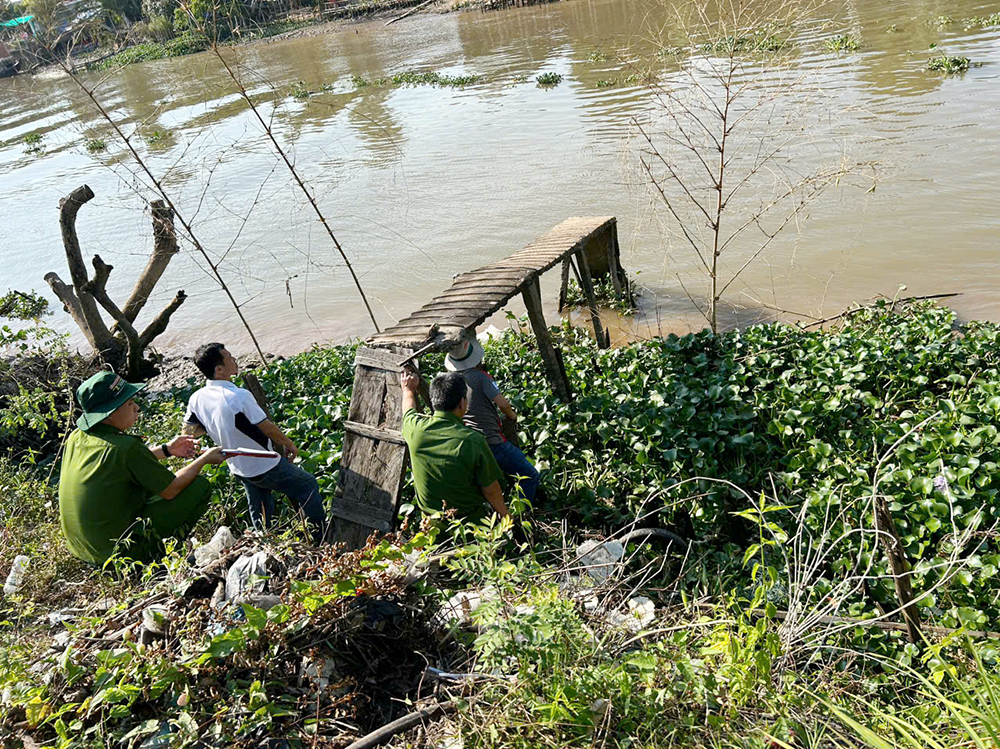 An Giang: Truy bắt nhanh nữ nghi phạm giết cụ ông 74 tuổi cướp 3 chiếc nhẫn vàng- Ảnh 2.