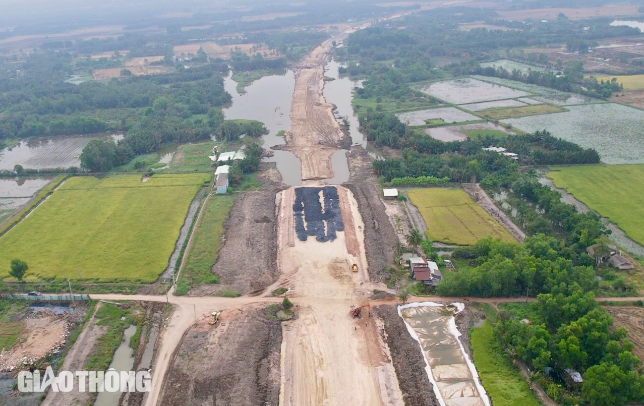 Toàn cảnh cầu Nhơn Trạch sắp hợp long, đường dẫn đã thảm nhựa- Ảnh 11.