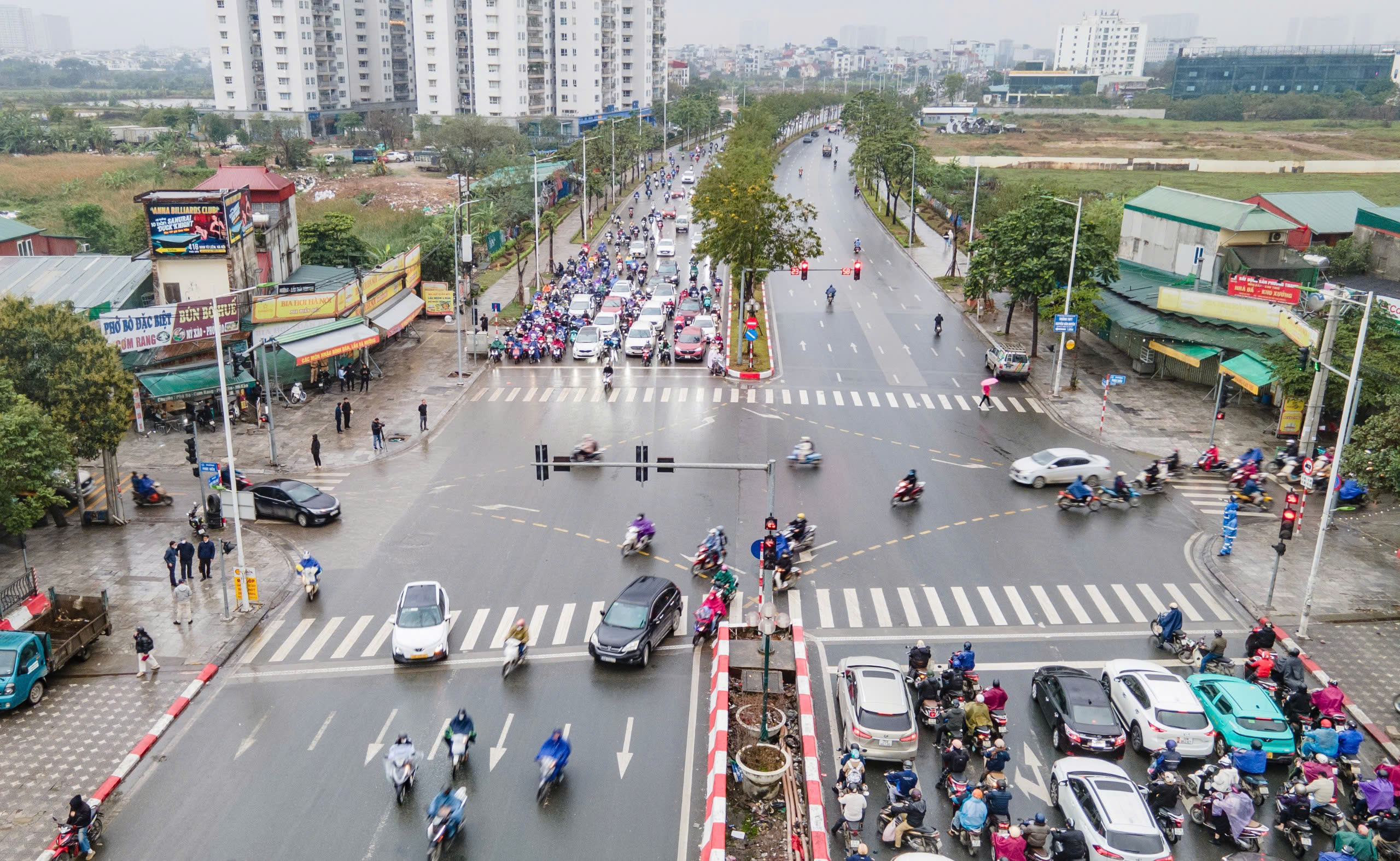 Hà Nội: Toàn cảnh ngã tư Trần Hữu Dực - Nguyễn Văn Giáp ngày đầu tổ chức lại giao thông- Ảnh 9.