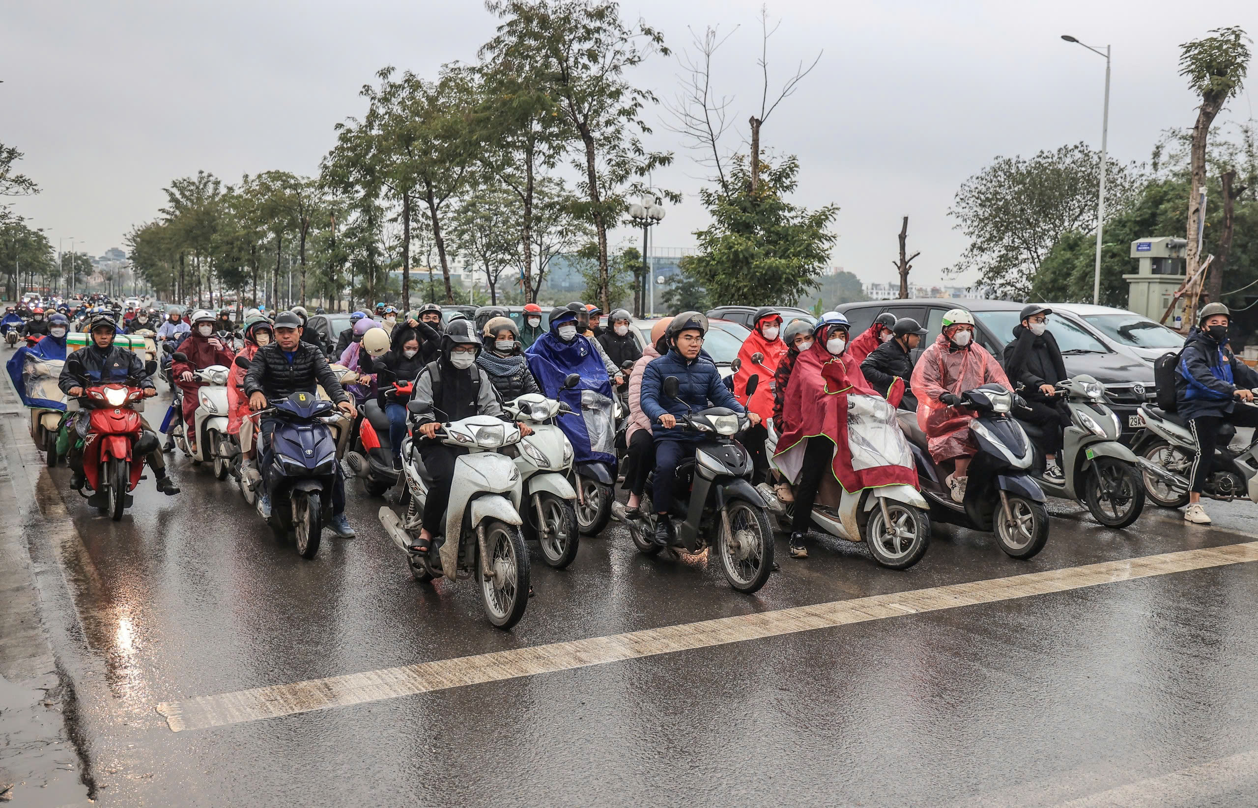 Hà Nội: Toàn cảnh ngã tư Trần Hữu Dực - Nguyễn Văn Giáp ngày đầu tổ chức lại giao thông- Ảnh 11.