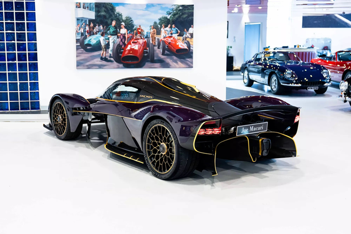 Siêu xe Aston Martin Valkyrie được mạ vàng 24K- Ảnh 5.