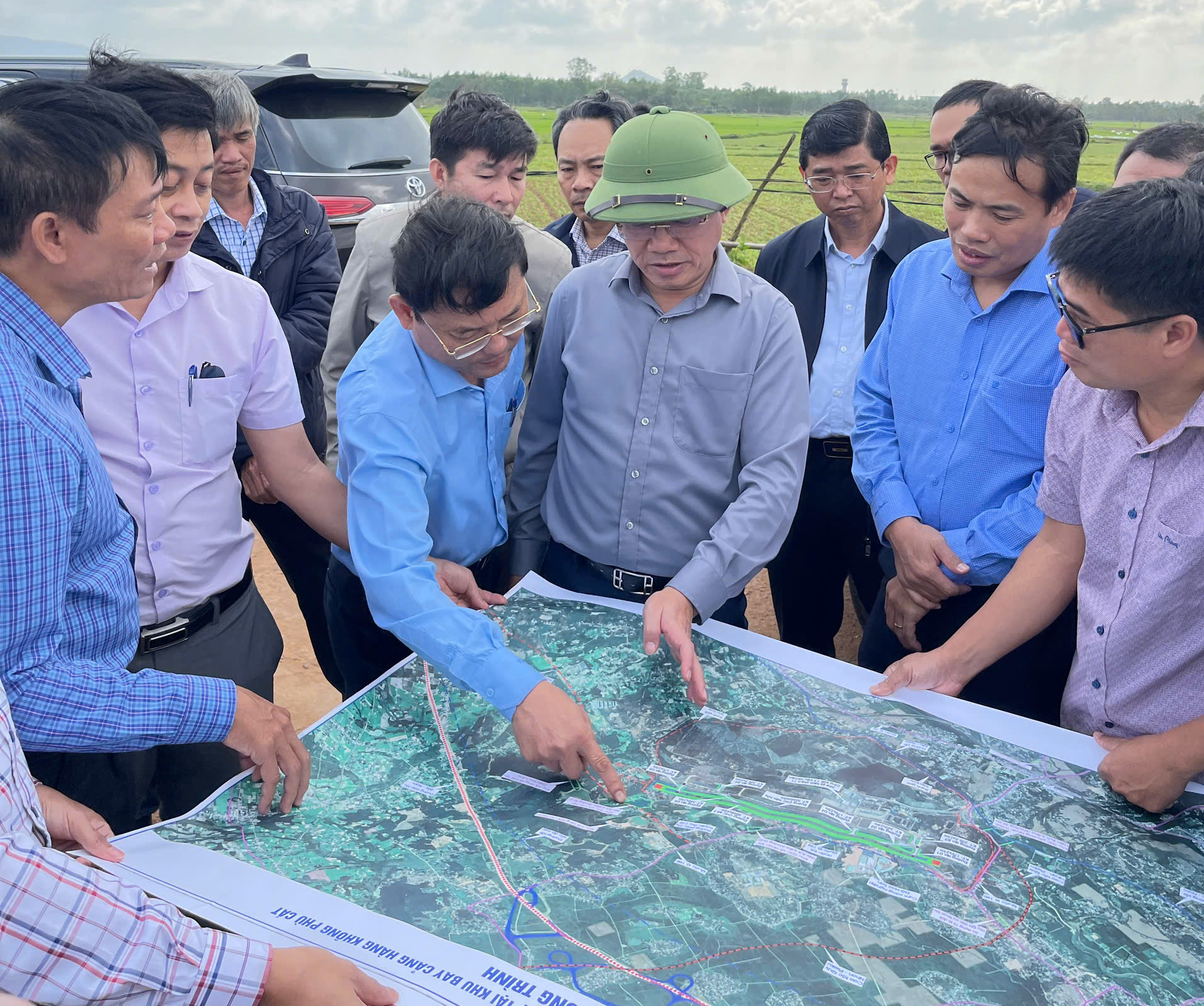 Bình Định phấn đấu khởi công nâng cấp, mở rộng Cảng hàng không Phù Cát trước 24/8- Ảnh 1. Bình Định phấn đấu khởi công nâng cấp, mở rộng Cảng hàng không Phù Cát trước 24/8- Ảnh 1.