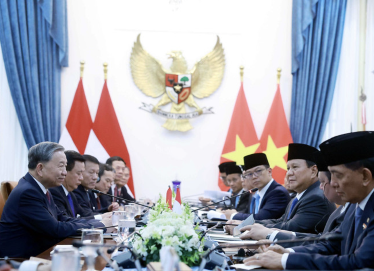 Ý nghĩa lịch sử từ chuyến thăm Indonesia, Ban Thư ký ASEAN, Singapore của Tổng Bí thư- Ảnh 1.