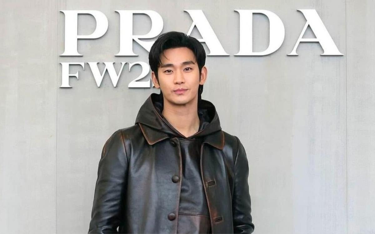 Cổ phiếu Prada lao dốc sau khi Kim Soo Hyun dính lùm xùm tình trẻ- Ảnh 1.