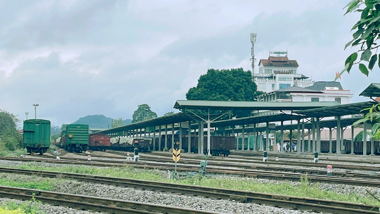 Toàn cảnh khu công nghiệp ở Lào Cai sắp di dời để phục vụ dự án đường sắt tốc độ cao- Ảnh 13.