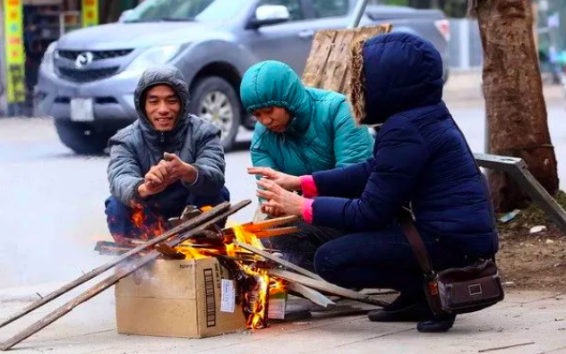 Thời tiết trở lạnh, có nơi dưới 10 độ- Ảnh 1.