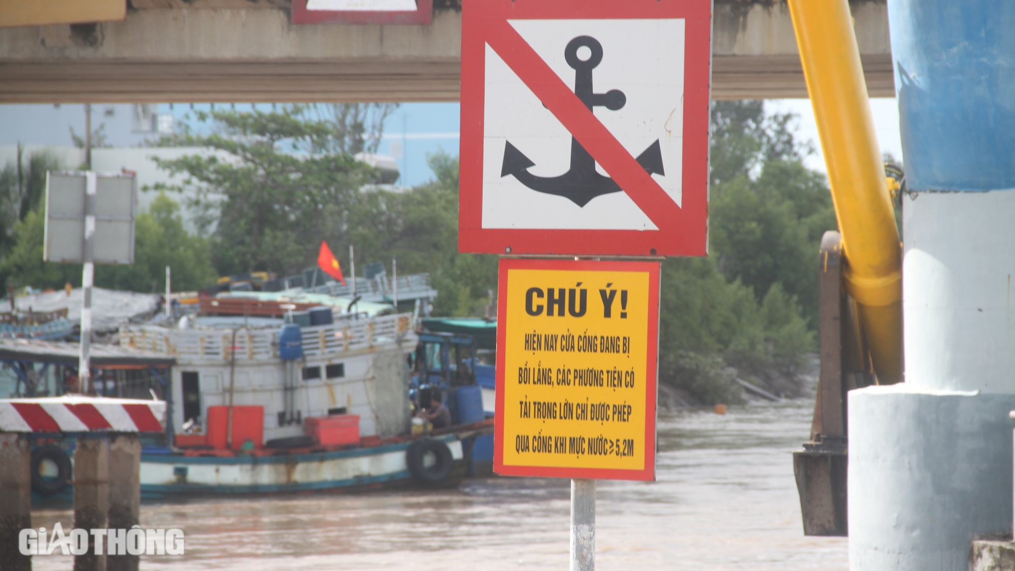 Bạc Liêu: Sửa chữa tạm khu vực sạt lở gần cống Nhà Mát, chờ kinh phí- Ảnh 6.