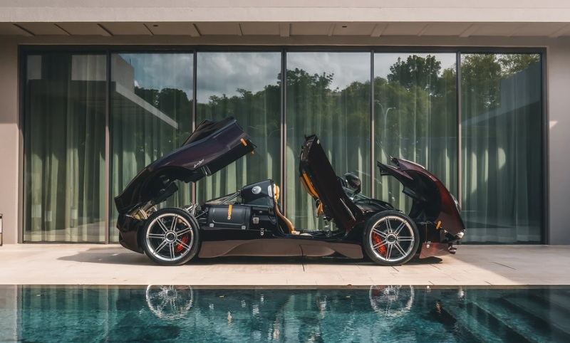 Siêu phẩm Pagani Utopia Roadster giá 250 tỷ ra mắt thị trường Đông Nam Á- Ảnh 2.