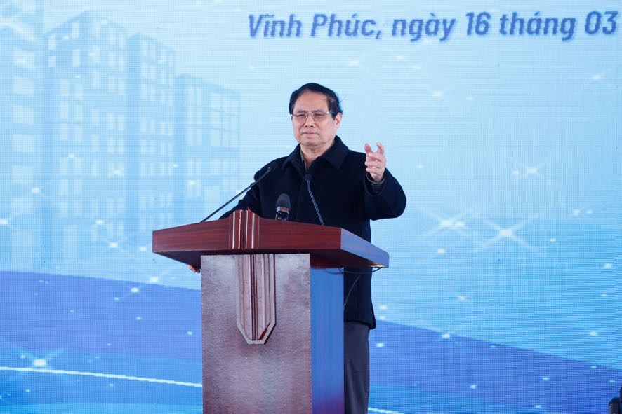 Thủ tướng: Thực hiện phương châm "3 có 2 không" trong phát triển nhà ở xã hội- Ảnh 2.