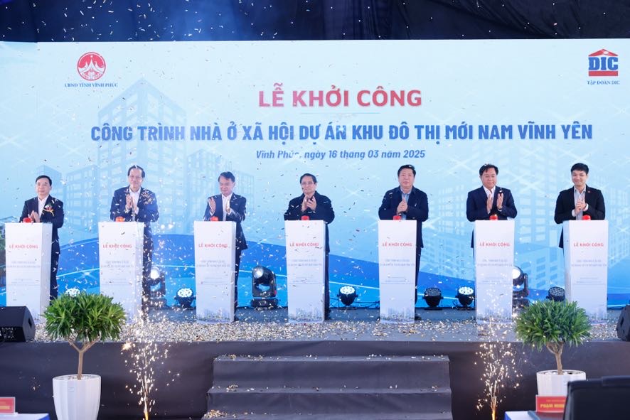 Thủ tướng: Thực hiện phương châm "3 có 2 không" trong phát triển nhà ở xã hội- Ảnh 1.