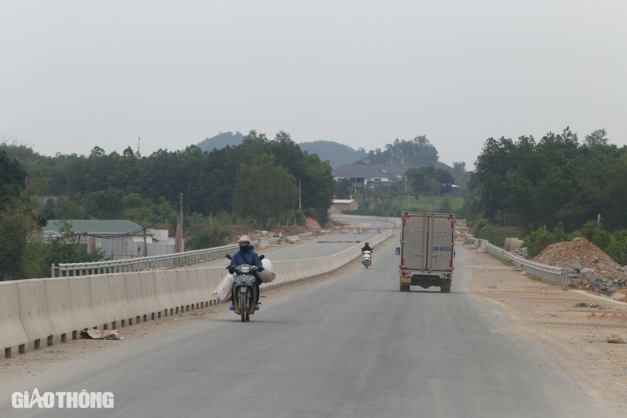 Diện mạo đường liên kết vùng hơn 4.200 tỷ ở Thái Nguyên trước ngày hoàn thành- Ảnh 19.