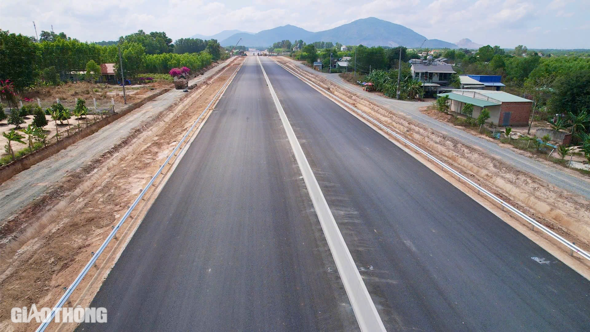 Thủ tướng: Cao tốc Biên Hoà - Vũng Tàu phải xong trước để kết nối sân bay Long Thành- Ảnh 3.