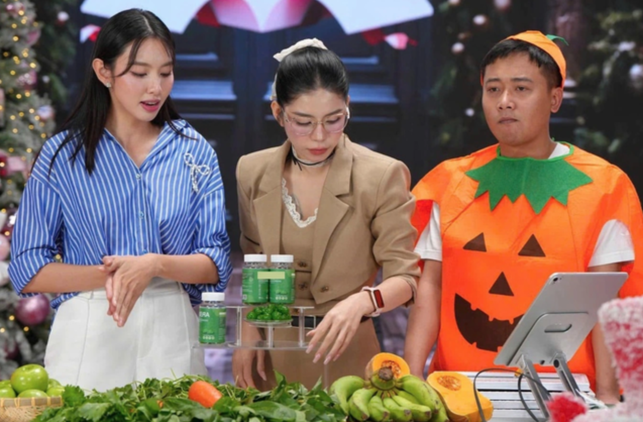 Quang Linh Vlogs và Hằng Du Mục bị phạt 140 triệu đồng do quảng cáo sai sự thật- Ảnh 2. Quang Linh Vlogs và Hằng Du Mục bị phạt 140 triệu đồng do quảng cáo sai sự thật- Ảnh 2.