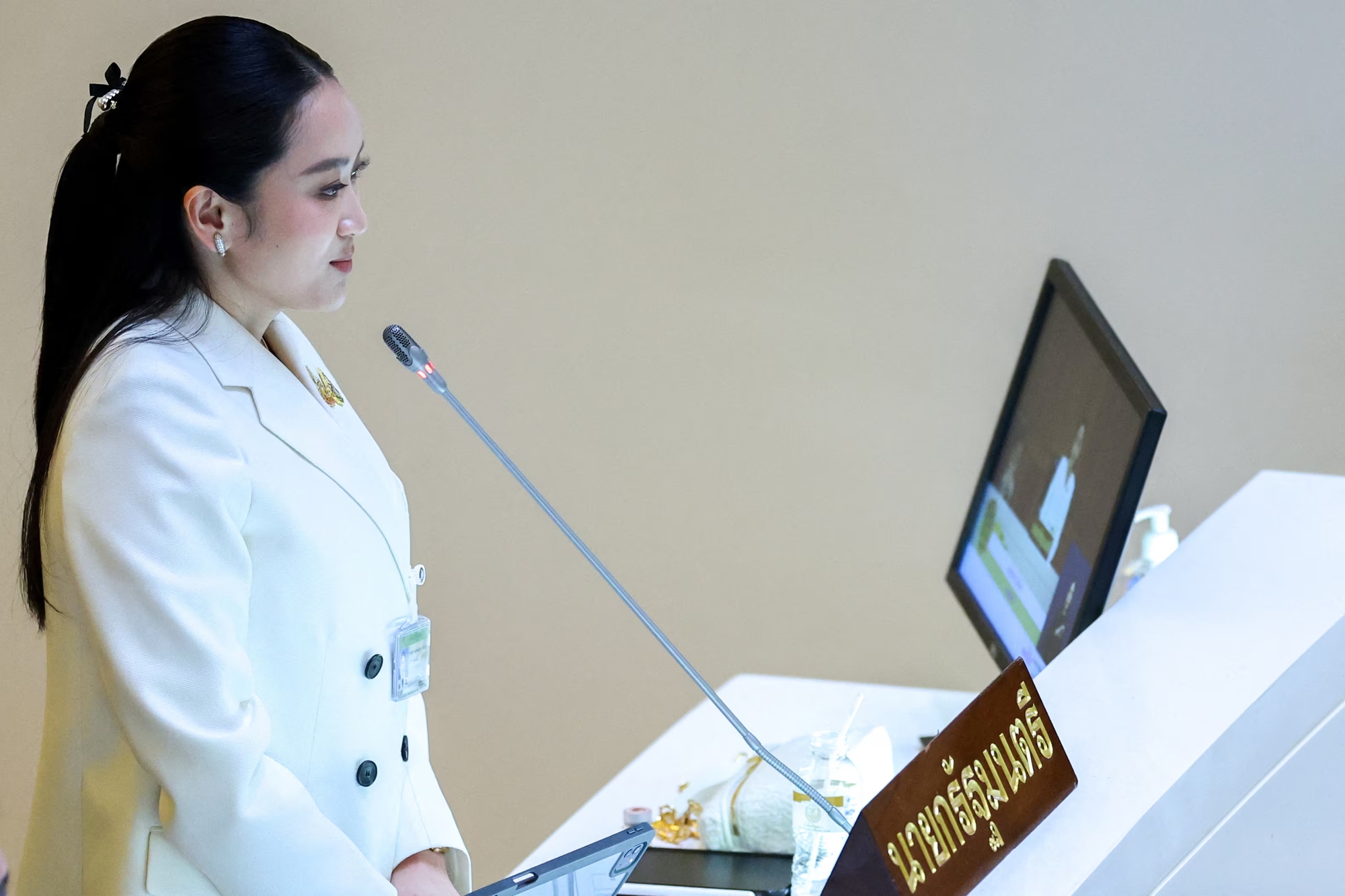 Nữ Thủ tướng Thái Lan Paetongtarn Shinawatra đối mặt với cuộc bỏ phiếu bất tín nhiệm- Ảnh 1. Nữ Thủ tướng Thái Lan Paetongtarn Shinawatra đối mặt với cuộc bỏ phiếu bất tín nhiệm- Ảnh 1.