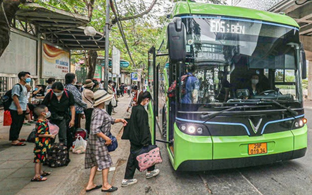 Đề xuất loạt giải pháp thông dòng vốn 'xanh hóa' xe buýt