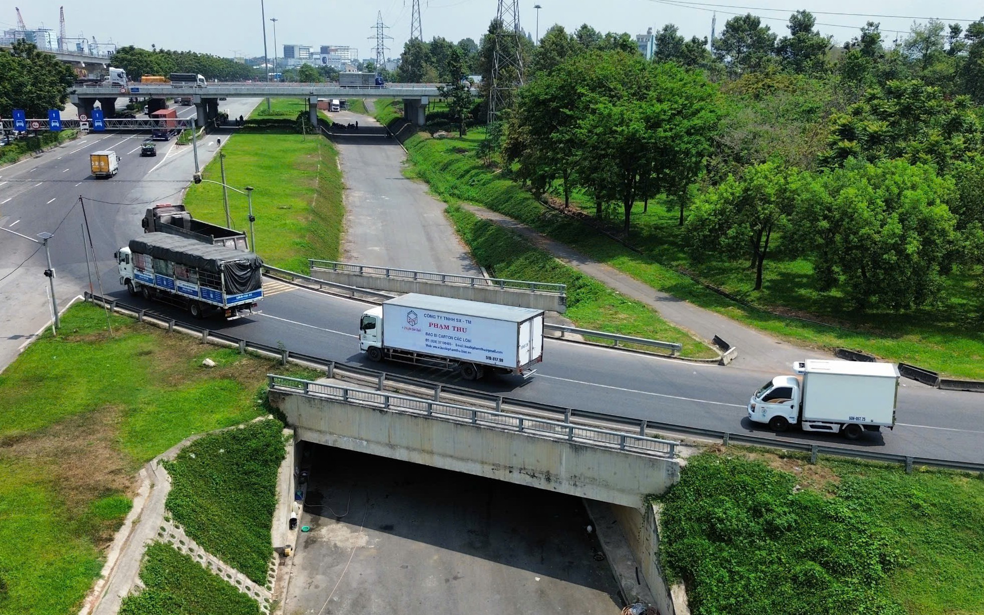 Hầm chui cửa ngõ phía Đông TP.HCM 9 năm chưa xong vì vướng mặt bằng