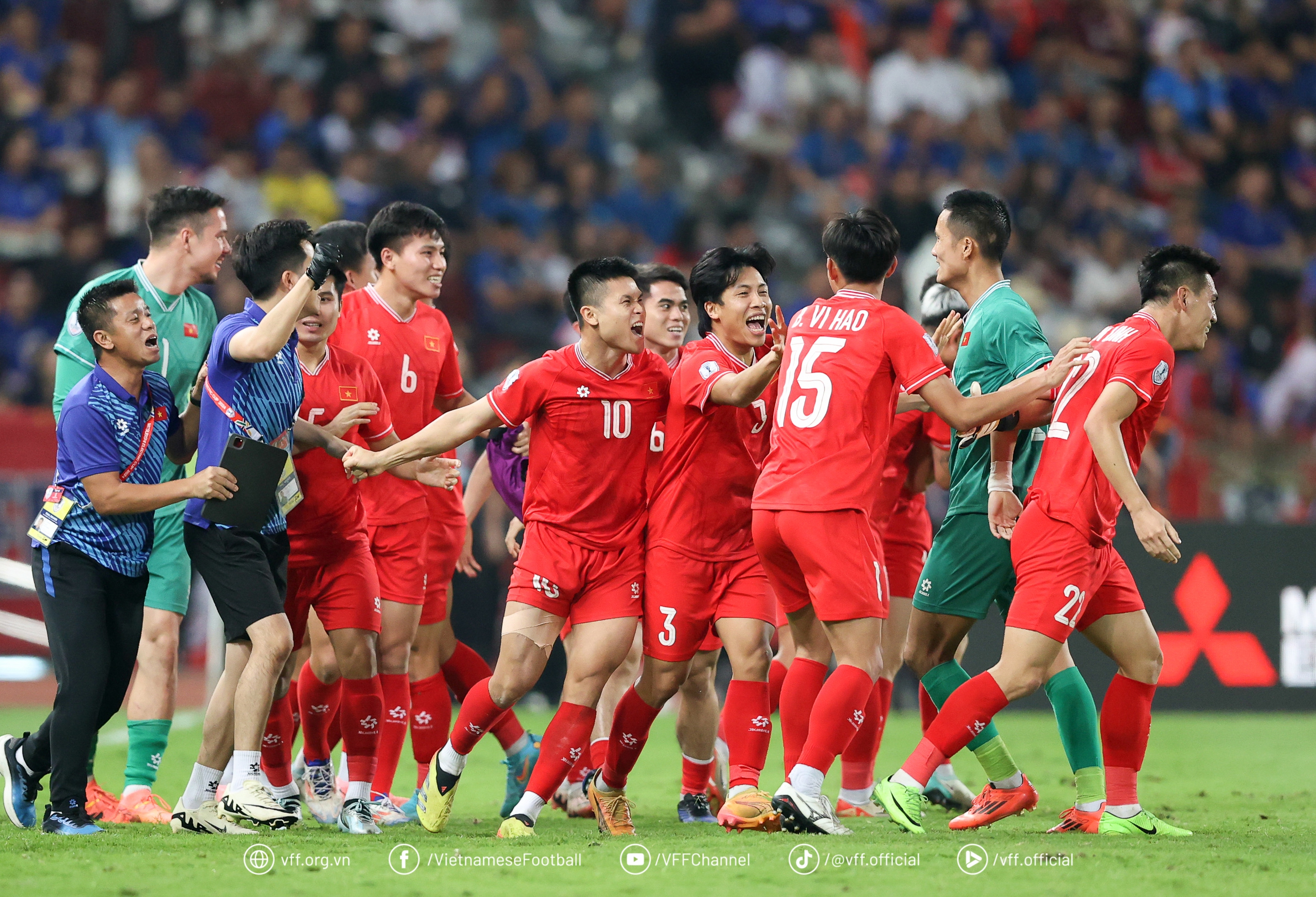 "Cánh chim lạ" được HLV Kim Sang Sik gọi lên tuyển Việt Nam là ai?- Ảnh 1.