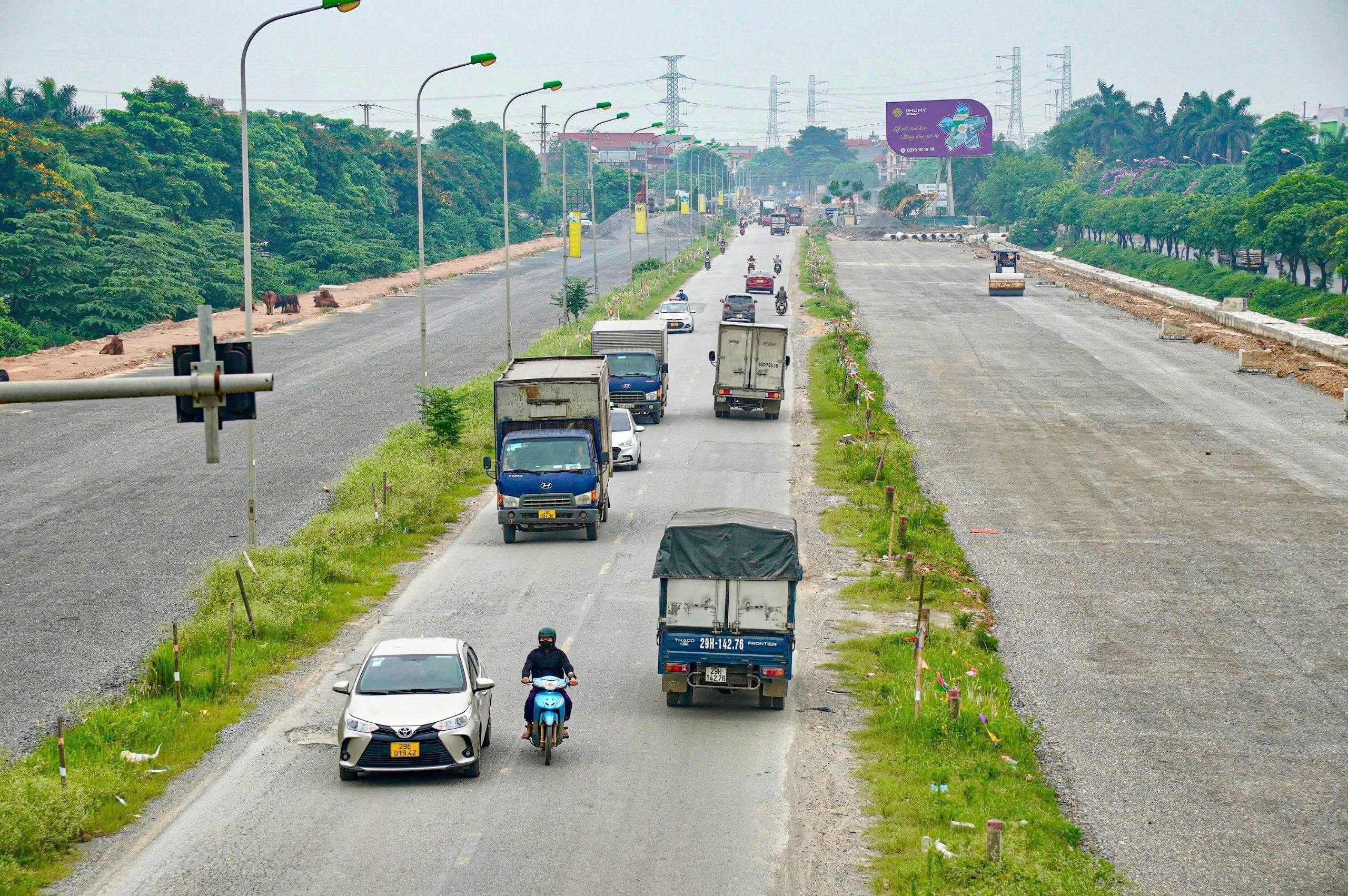 Hà Nội: Dự án mở rộng QL6 gặp trở ngại lớn về mặt bằng- Ảnh 1.