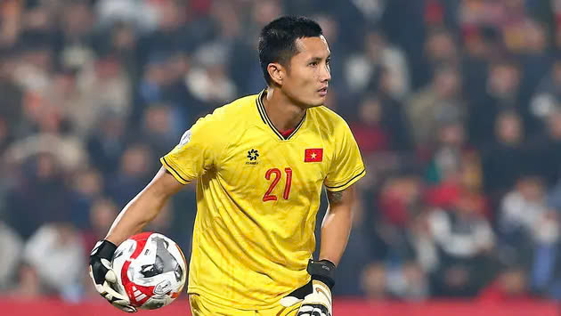 Bất ngờ với lý do thủ môn số 1 Việt Nam tại AFF Cup “mất tích” ở V-League- Ảnh 1.