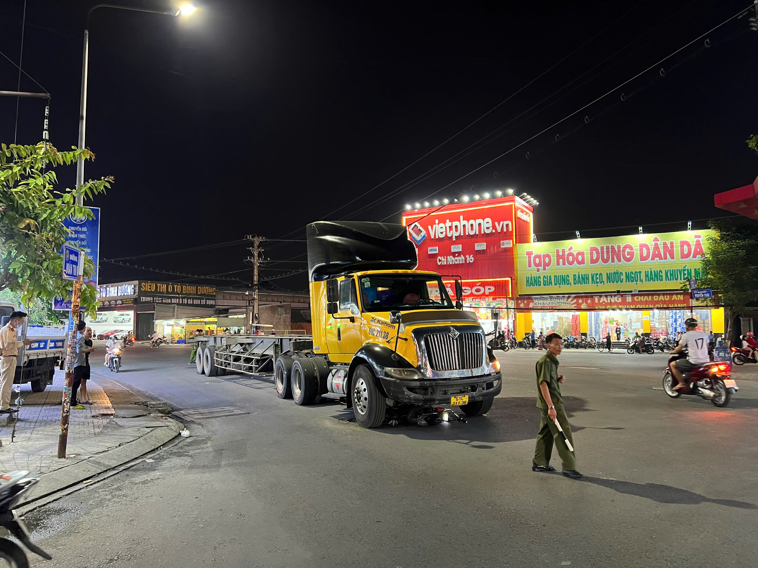 Xúc động cảnh bạn bè tiễn biệt nữ w88 link vao w88 moi nhat lớp 11 tử vong do tai nạn giao thông- Ảnh 4.