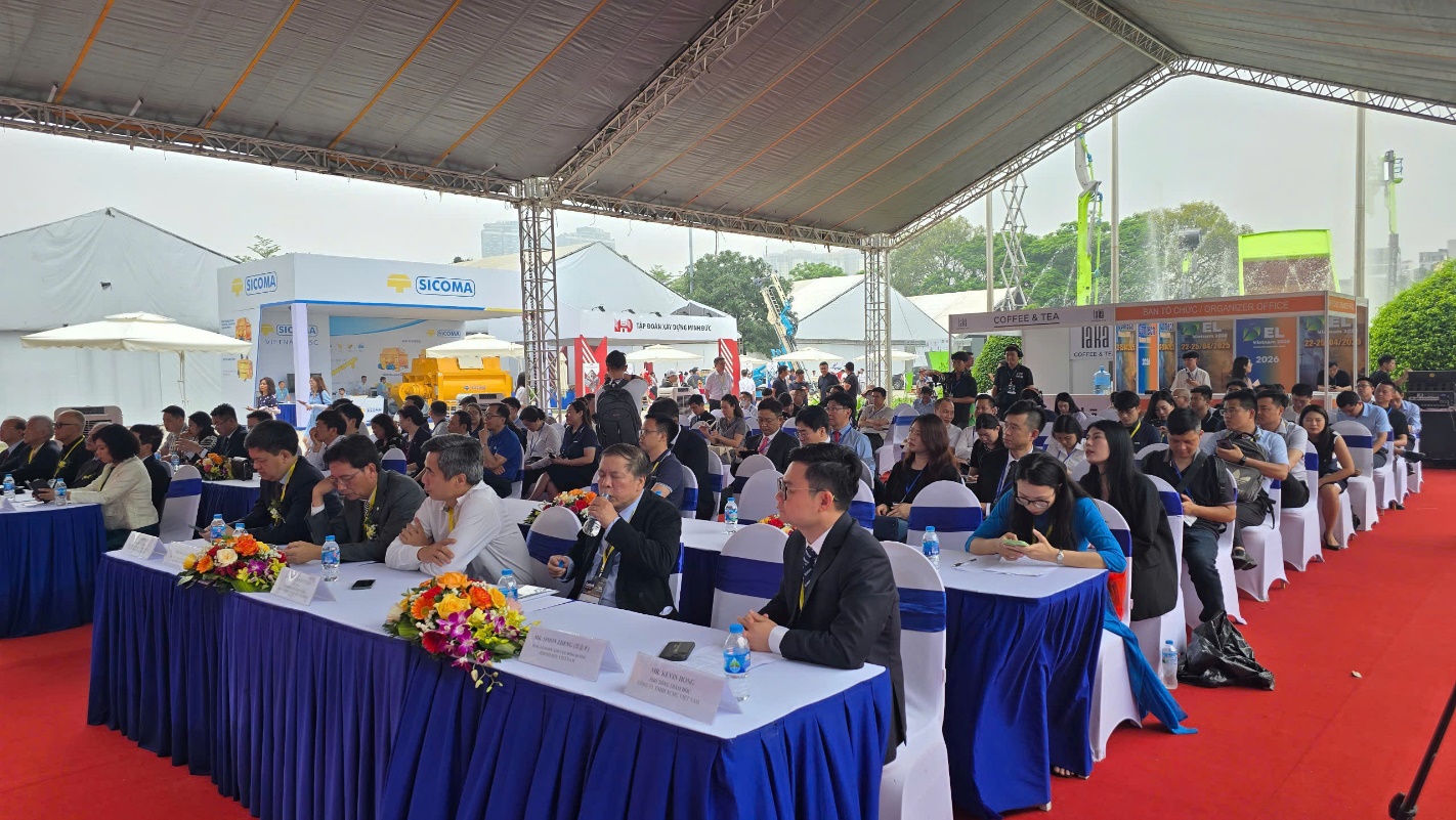 Doanh nghiệp tìm lời giải cho bài toán công nghệ giữa sức ép thị trường- Ảnh 2. C:\Users\anbinh\OneDrive\Hình ảnh\Triển lãm quốc tế\z6529848694056_9003defe7a35d79ad4a9439f723c0051.jpg