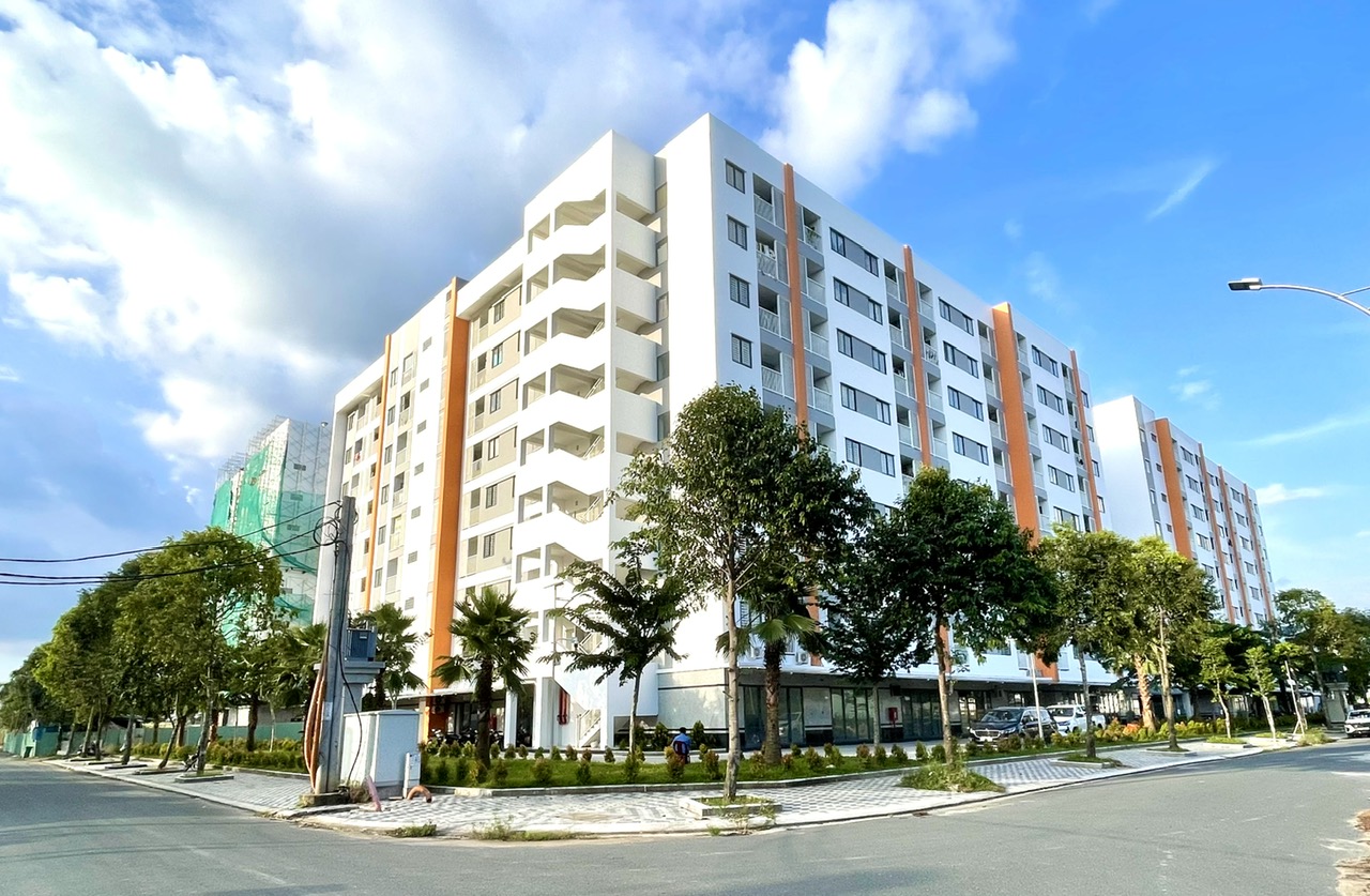 Vì sao các tỉnh miền Tây đăng ký nhà ở xã hội nhiều, thực hiện lại rất ít?- Ảnh 1.