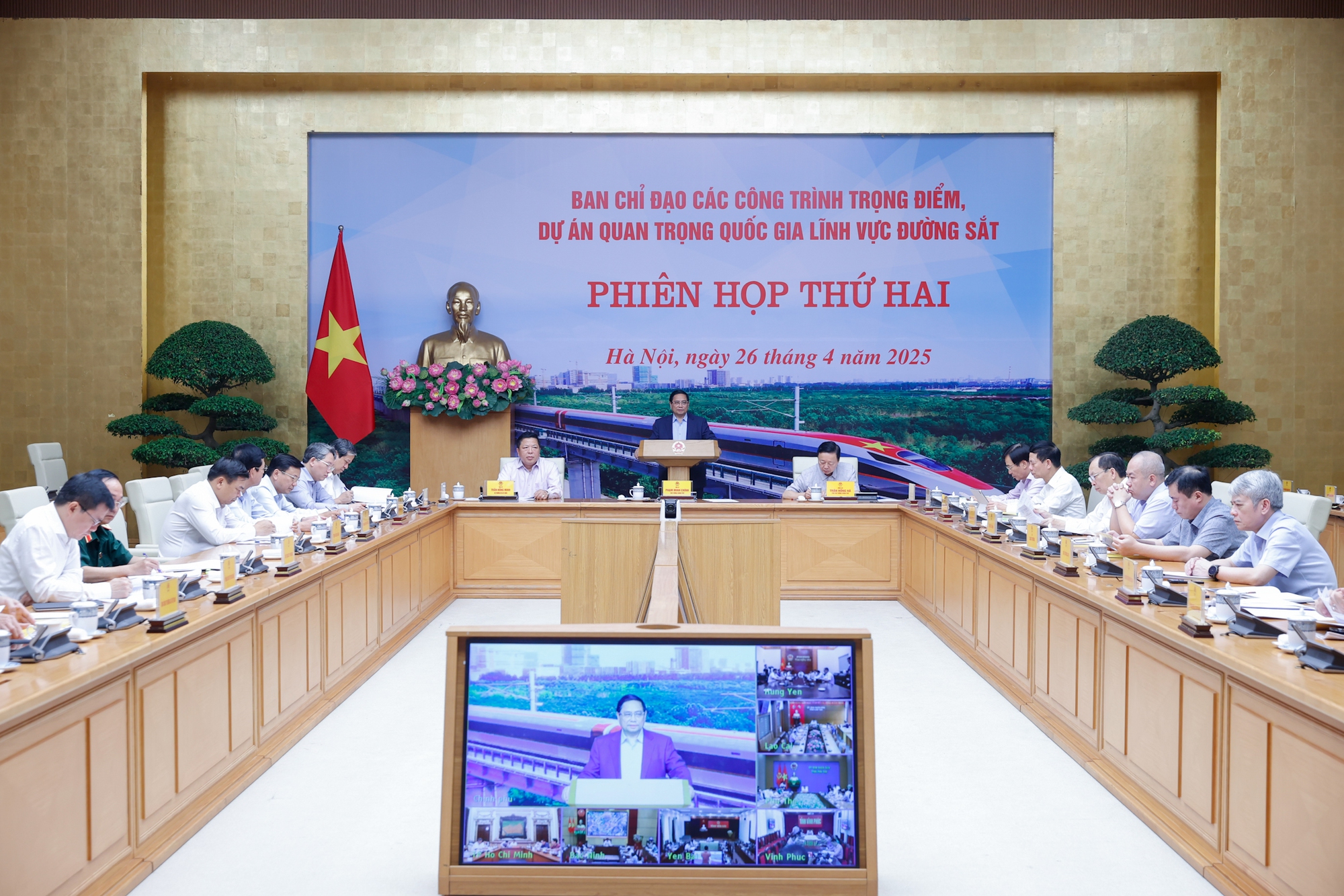 Thủ tướng: Không thay đổi thời hạn khởi công 2 dự án đường sắt lớn- Ảnh 1. Thủ tướng: Không thay đổi thời hạn khởi công 2 dự án đường sắt lớn- Ảnh 1.