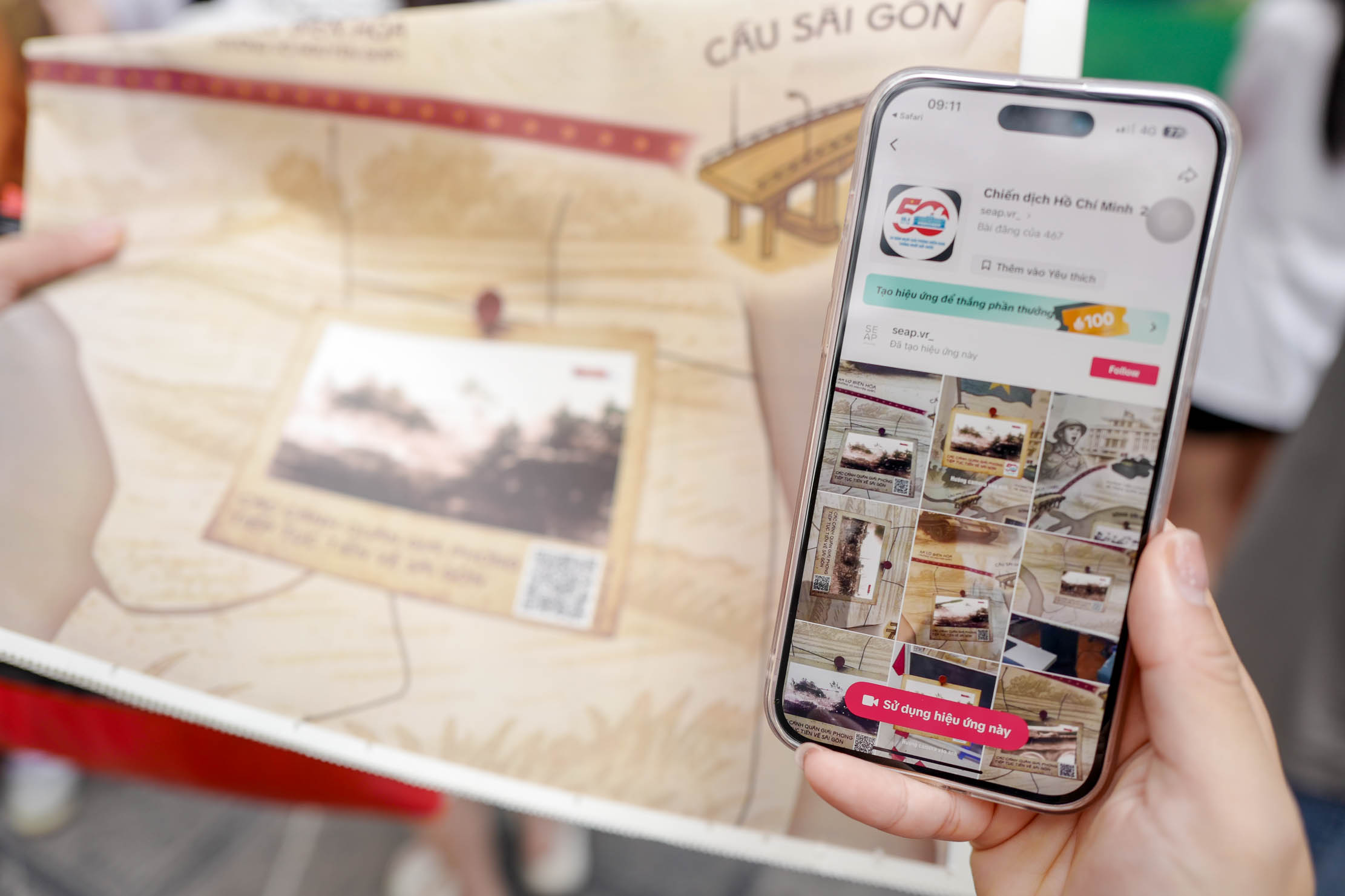 Đi trăm km, xếp hàng nhiều giờ chờ nhận phụ san Báo Nhân Dân- Ảnh 10. Đi trăm km, xếp hàng nhiều giờ chờ nhận phụ san Báo Nhân Dân- Ảnh 10.