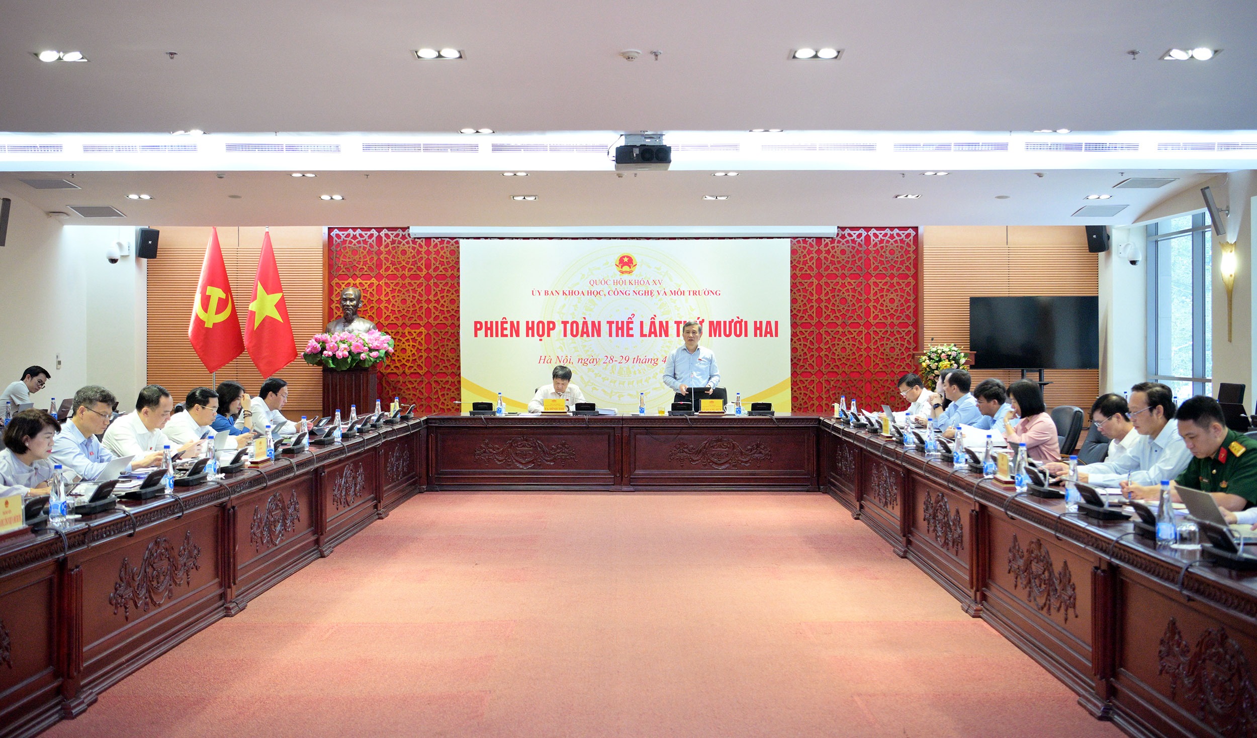 Dự án Luật Đường sắt (sửa đổi) đủ điều kiện trình Quốc hội tại kỳ họp thứ 9- Ảnh 3. Dự án Luật Đường sắt (sửa đổi) đủ điều kiện trình Quốc hội tại kỳ họp thứ 9- Ảnh 3.