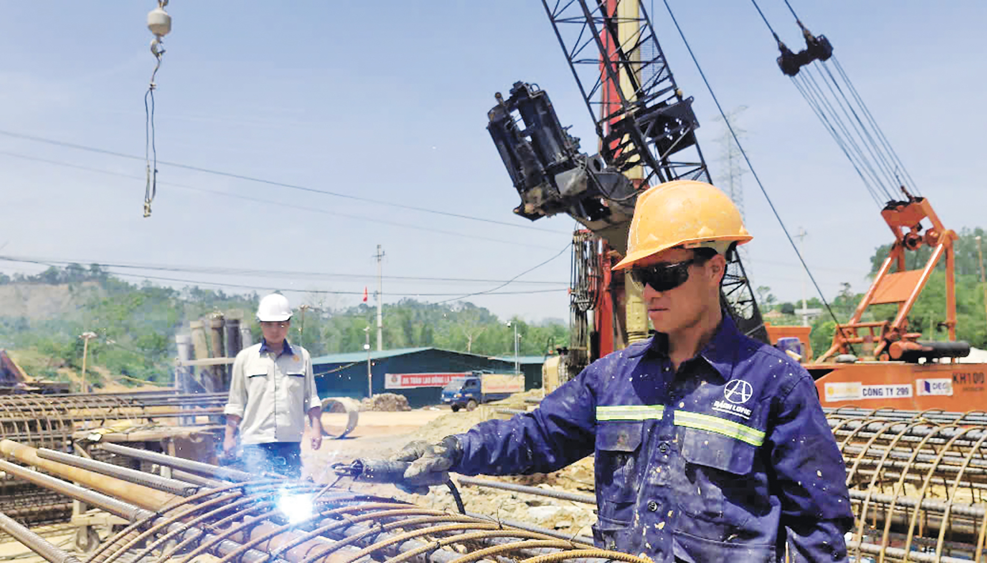 Bách Long - Doanh nghiệp địa phương làm link vao w88 bong88 tốc Hữu Nghị - Chi Lăng- Ảnh 1.