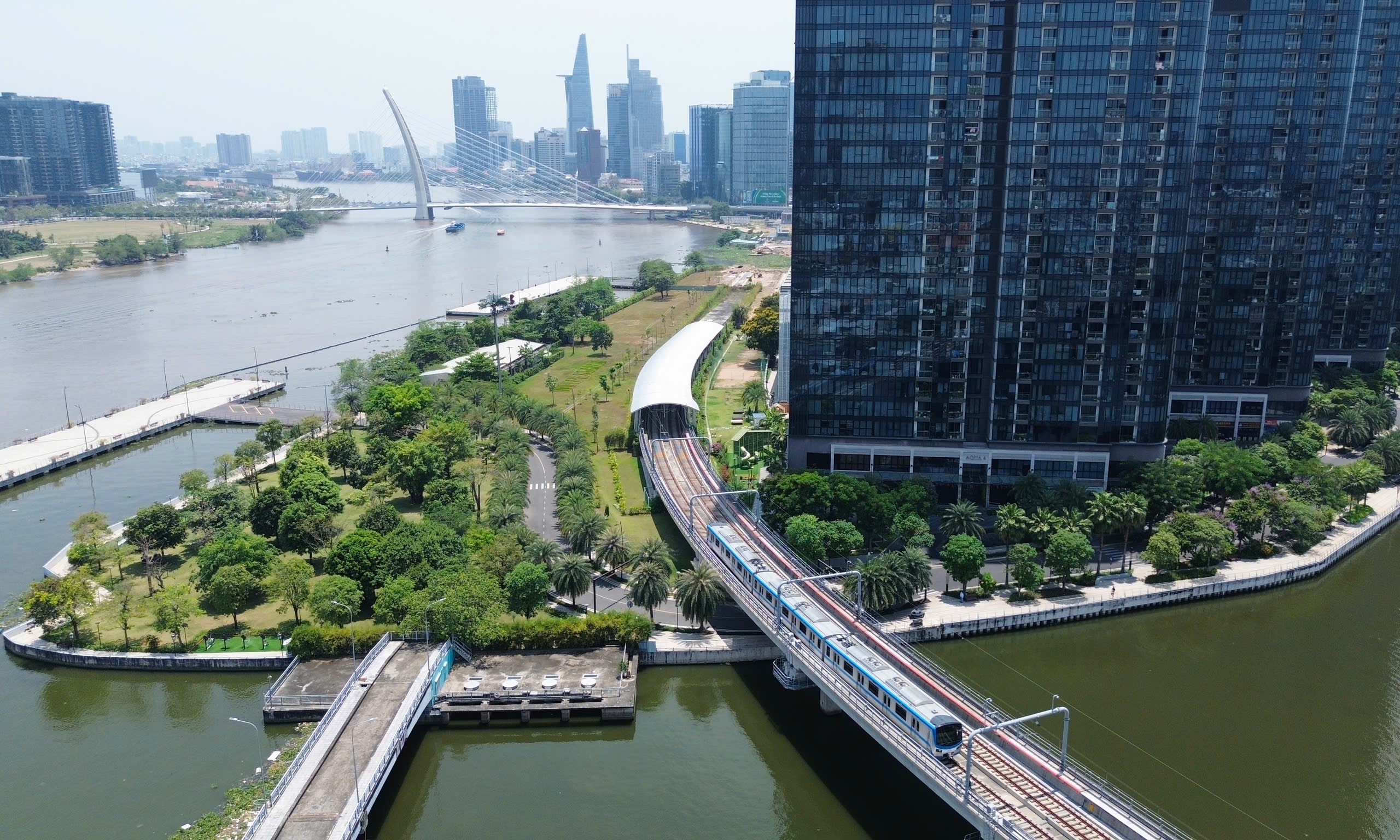 Hạ tầng giao th&ocirc;ng TP.HCM 2020 - 2025: Nhiệm kỳ tạo dấu ấn lịch sử- Ảnh 1.