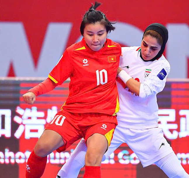 Chia điểm với Iran, tuyển futsal nữ Việt Nam hiên ngang vào tứ kết giải châu Á- Ảnh 1. Chia điểm với Iran, tuyển futsal nữ Việt Nam hiên ngang vào tứ kết giải châu Á- Ảnh 1.