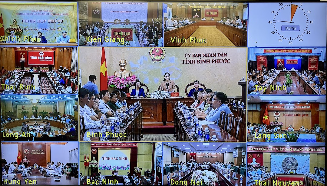 Hoàn thành xóa nhà tạm, nhà dột nát bằng trách nhiệm, tình thương, nghĩa đồng bào- Ảnh 3. Hoàn thành xóa nhà tạm, nhà dột nát bằng trách nhiệm, tình thương, nghĩa đồng bào- Ảnh 3.