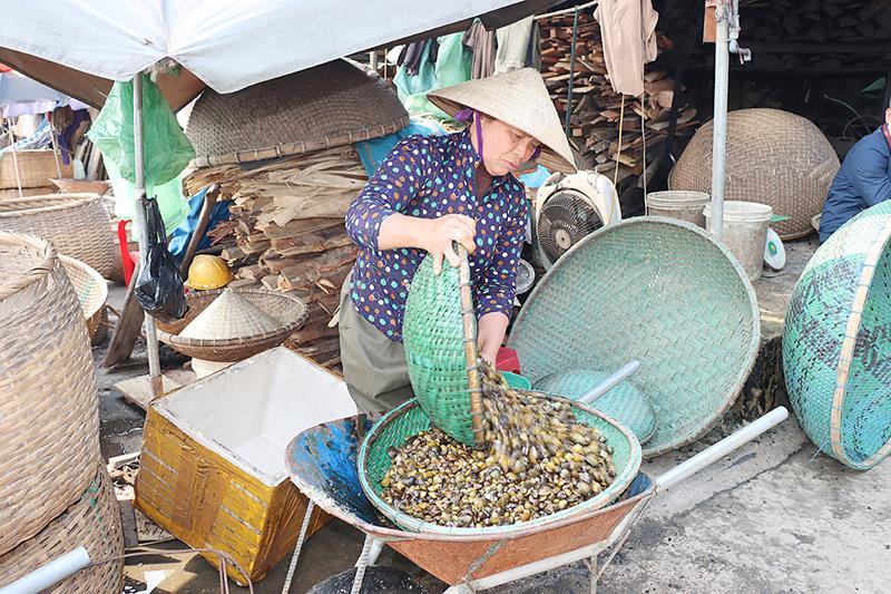 Giữ gìn làng nghề truyền thống 300 năm, Hà Tĩnh hướng tới du lịch bền vững- Ảnh 2. Giữ gìn làng nghề truyền thống 300 năm, Hà Tĩnh hướng tới du lịch bền vững- Ảnh 2.