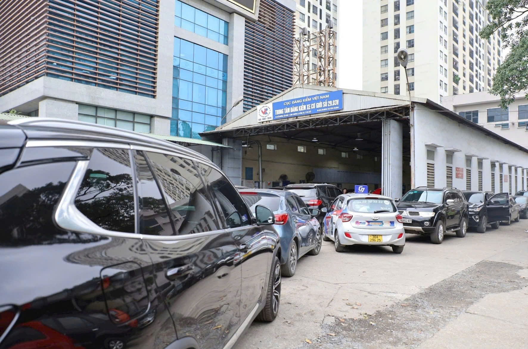 Hà Nội khuyến cáo chủ xe tra cứu vi phạm, chủ động bảo dưỡng và đặt lịch kiểm định- Ảnh 1. Hà Nội khuyến cáo chủ xe tra cứu vi phạm, chủ động bảo dưỡng và đặt lịch kiểm định- Ảnh 1.