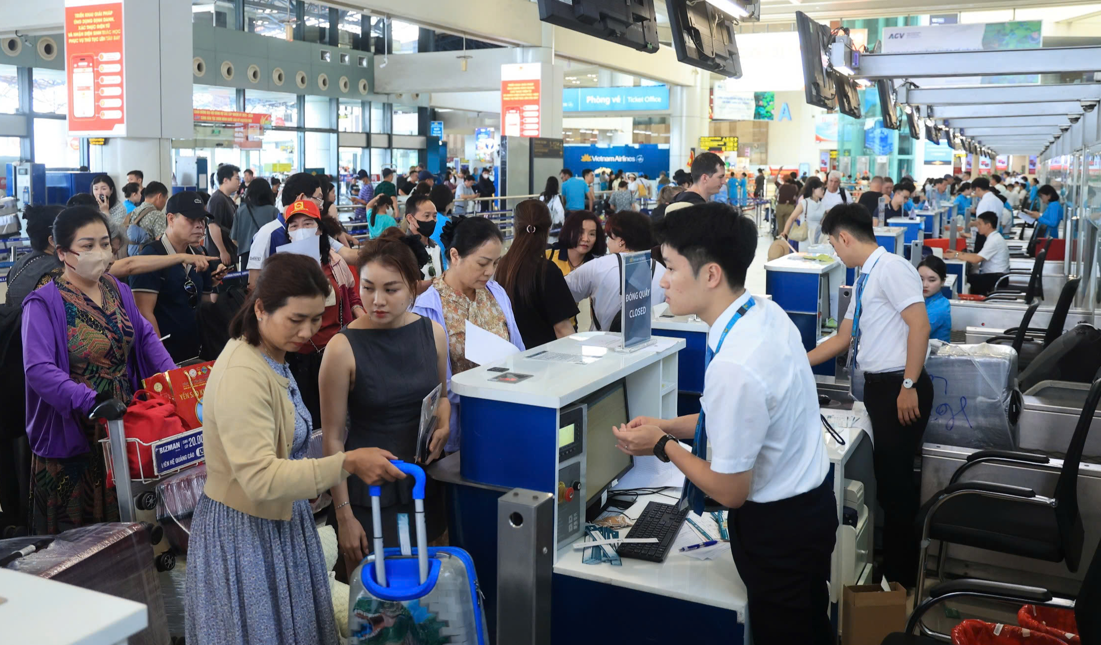 Vietnam Airlines đại hội cổ đông bất thường, thông qua nhiều quyết sách quan trọng- Ảnh 2. Vietnam Airlines đại hội cổ đông bất thường, thông qua nhiều quyết sách quan trọng- Ảnh 2.