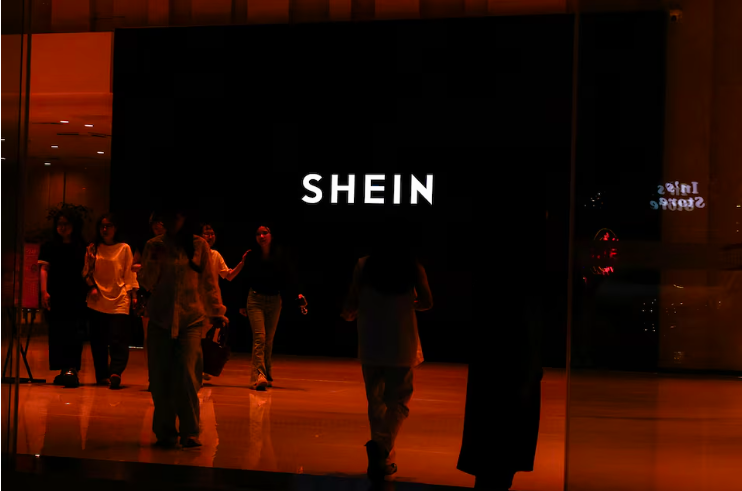 Shein lập kho hàng lớn tại Việt Nam để phòng ngừa thuế quan Mỹ- Ảnh 1. Shein lập kho hàng lớn tại Việt Nam để phòng ngừa thuế quan Mỹ- Ảnh 1.