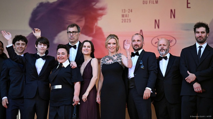Chợ phim Cannes giao dịch thận trọng sau tuyên bố áp thuế 100% của Tổng thống Donald Trump- Ảnh 1. Chợ phim Cannes giao dịch thận trọng sau tuyên bố áp thuế 100% của Tổng thống Donald Trump- Ảnh 1.