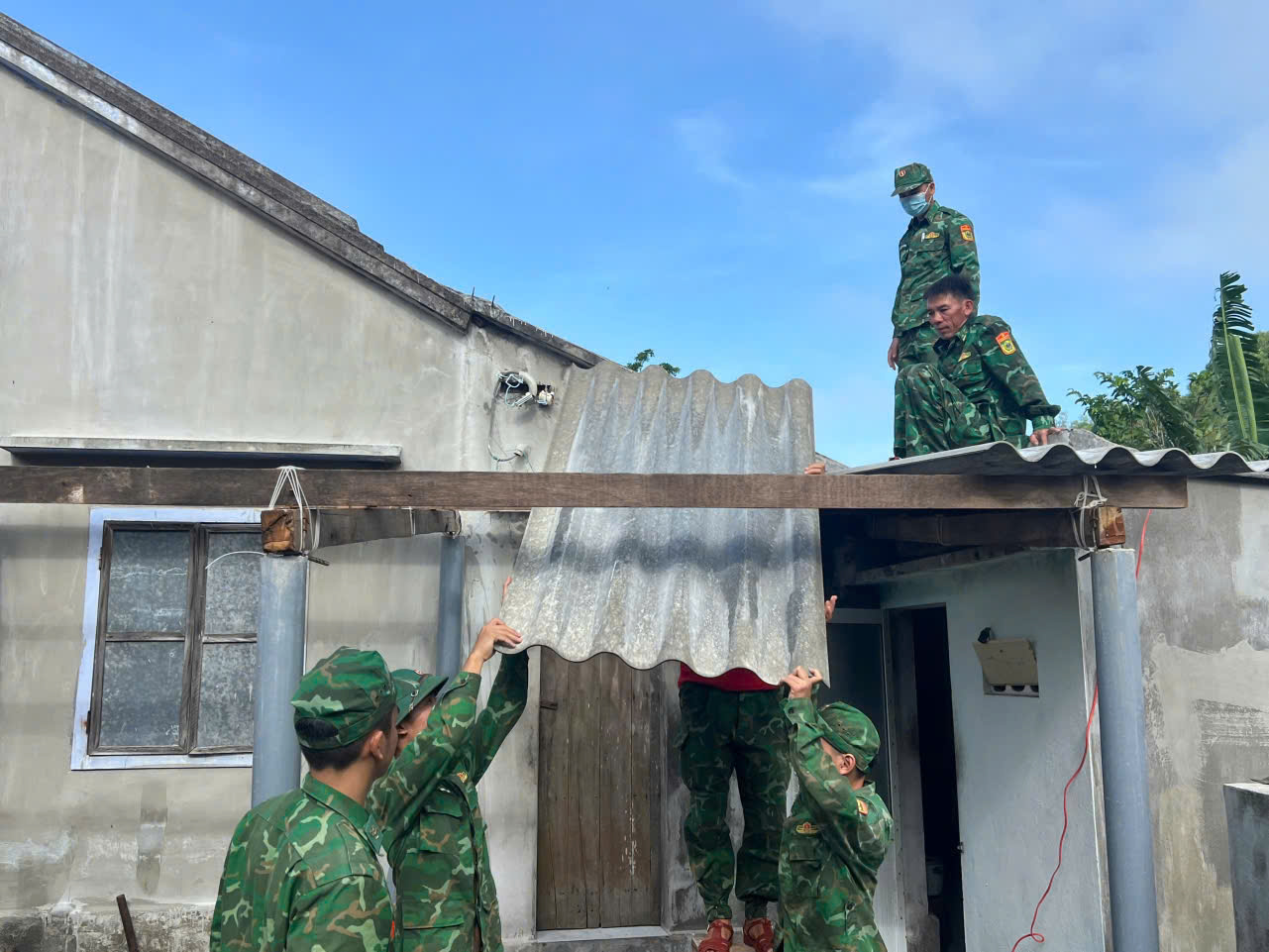 Bình Định vượt tiến độ xóa nhà tạm, nhà dột nát 7 tháng- Ảnh 2. Bình Định vượt tiến độ xóa nhà tạm, nhà dột nát 7 tháng- Ảnh 2.