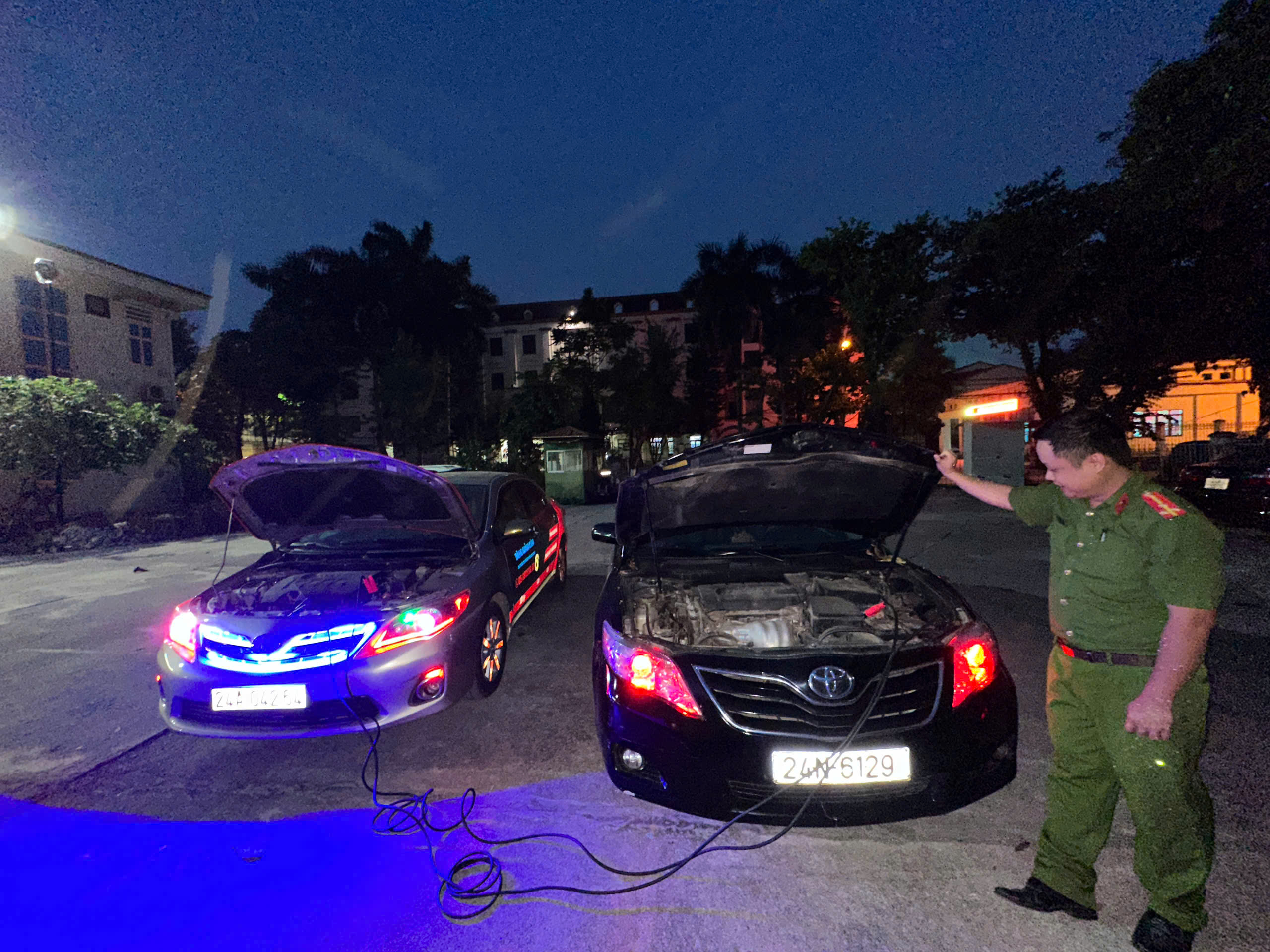 Điệp "xa lộ” chuyên cứu hộ không công ở Lào Cai- Ảnh 2. Điệp "xa lộ” chuyên cứu hộ không công ở Lào Cai- Ảnh 2.