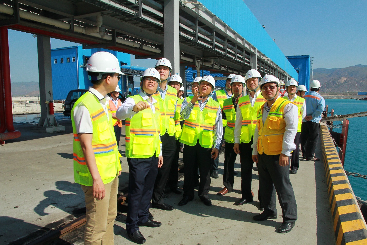 Chủ động phòng ngừa rủi ro để bảo đảm an toàn lao động- Ảnh 2. Chủ động phòng ngừa rủi ro để bảo đảm an toàn lao động- Ảnh 2.