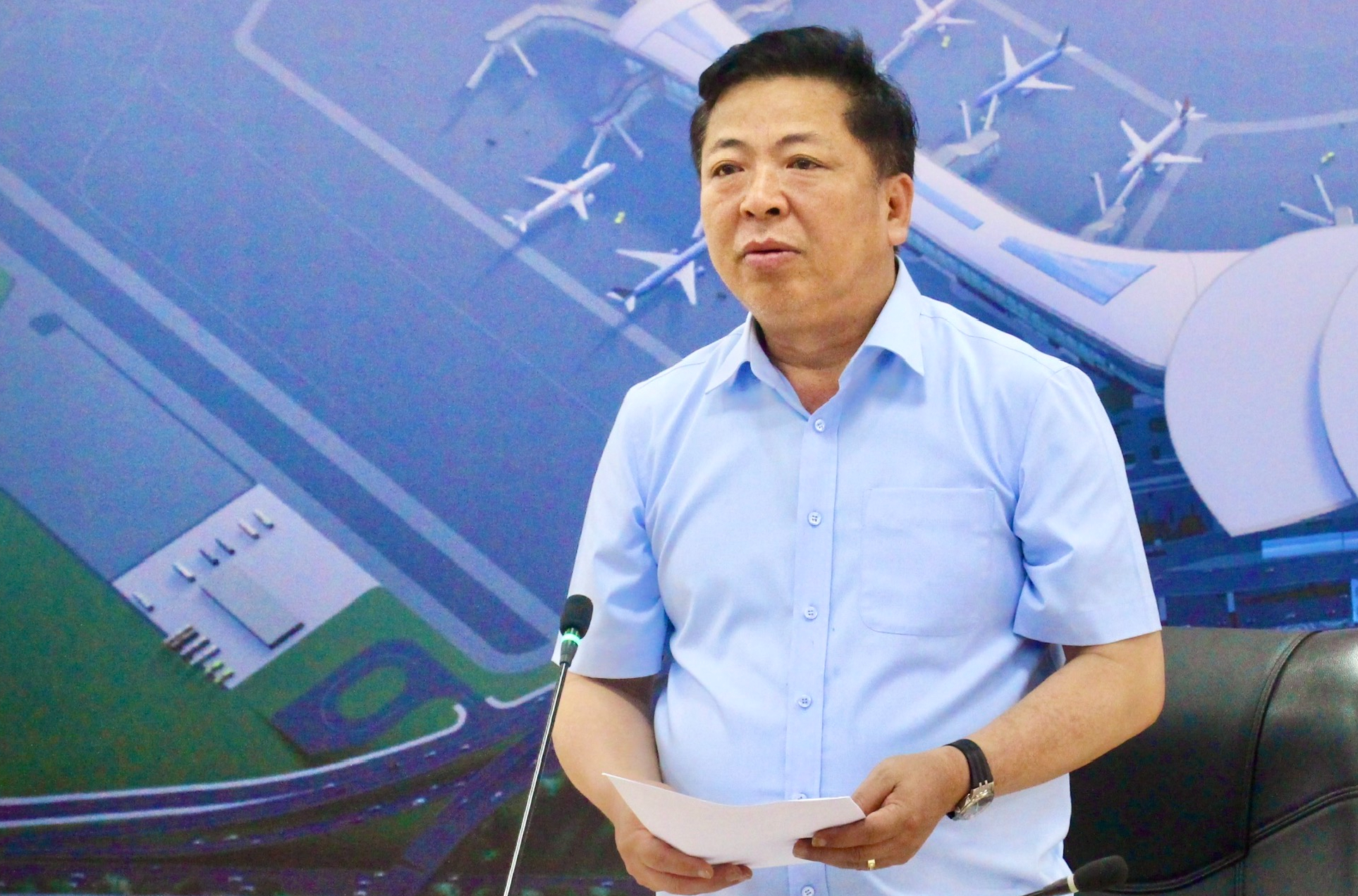 Bộ trưởng Bộ Xây dựng: Tăng tốc để cao tốc, sân bay Long Thành cán đích cuối năm 2025- Ảnh 1. Bộ trưởng Bộ Xây dựng: Tăng tốc để cao tốc, sân bay Long Thành cán đích cuối năm 2025- Ảnh 1.